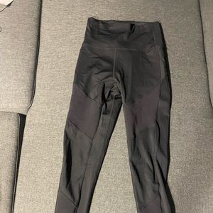 Black Momentum Brilliant Hi-Rise 7/8 24"